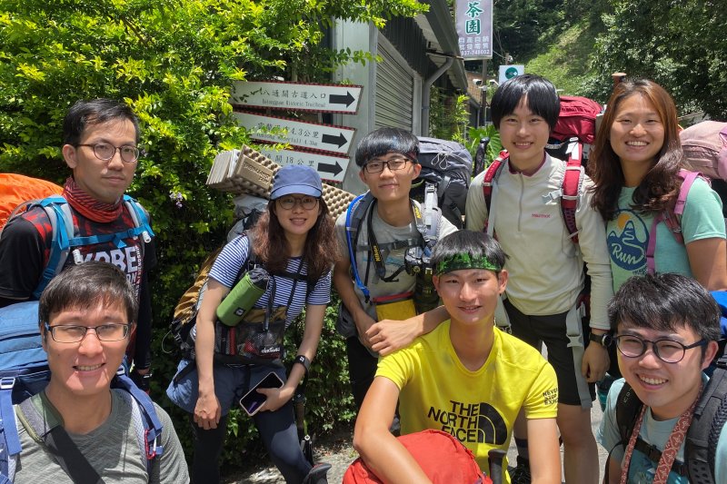 時代凝結。記憶凝結。八通關玉山懷舊之路