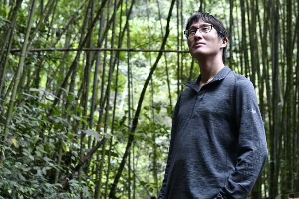 與 icebreaker 美麗諾羊毛上衣探訪山林秘境